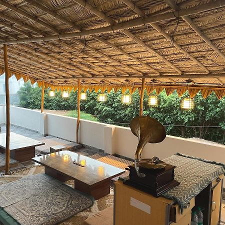 12 Monks Rishikesh Hostel Buitenkant foto